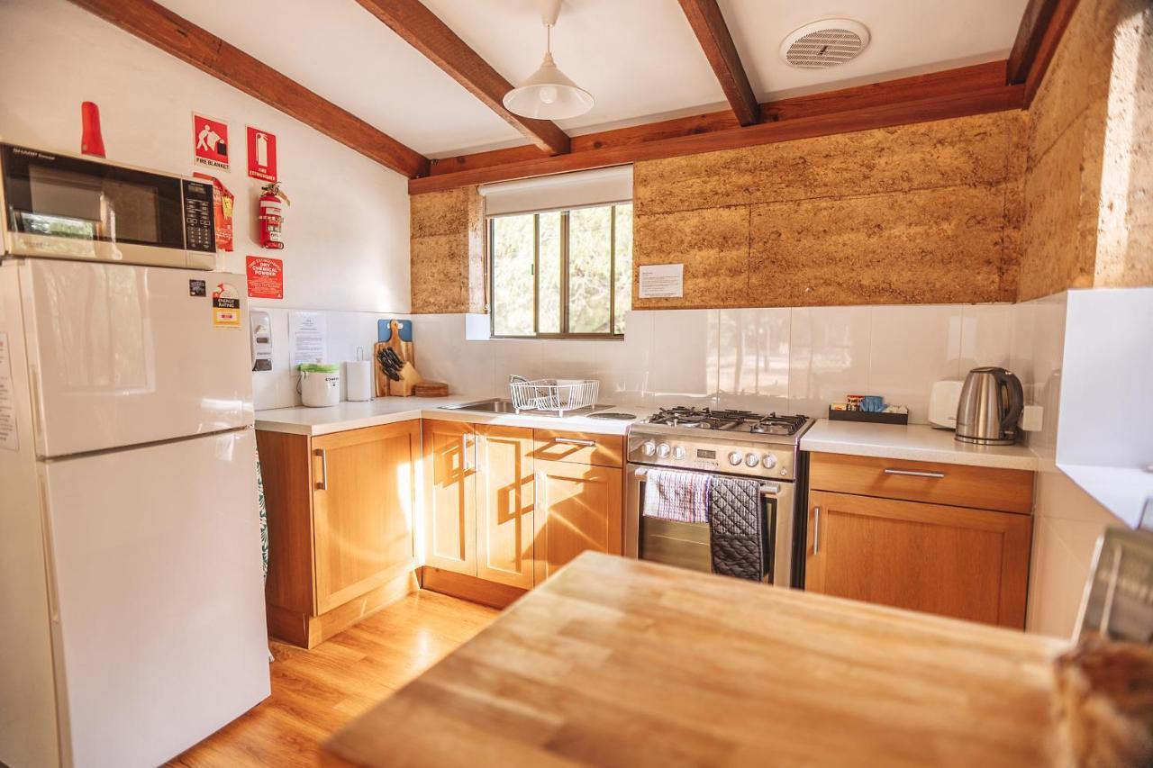 Bussells Bushland Cottages Margaret River Bagian luar foto