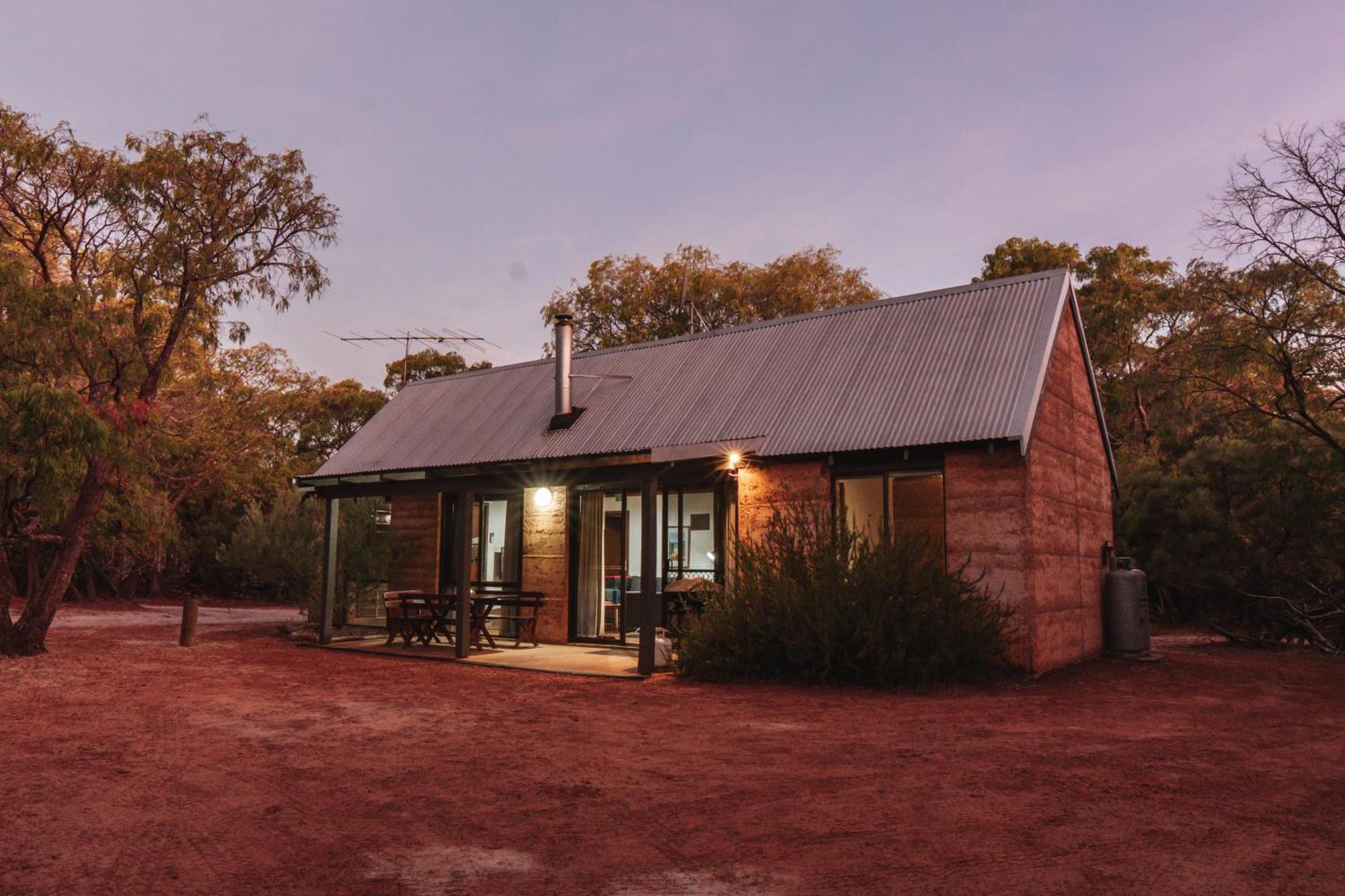 Bussells Bushland Cottages Margaret River Bagian luar foto